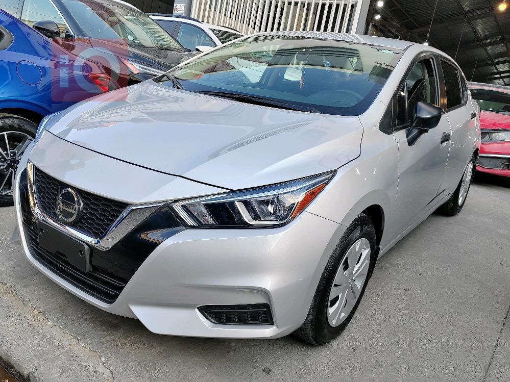 نیسان ڤێرسا